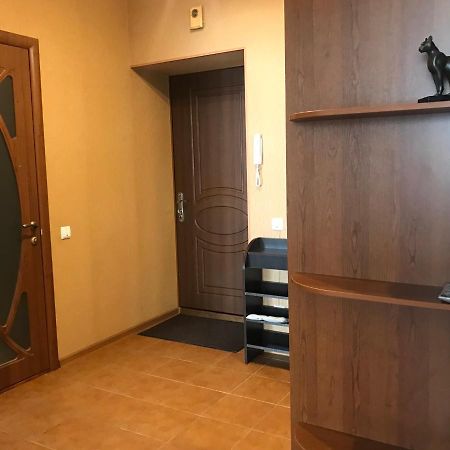 Apartments & Vernissage On Kostandi Street أوديسا المظهر الخارجي الصورة