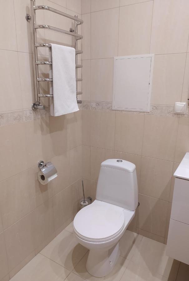 Apartments & Vernissage On Kostandi Street أوديسا المظهر الخارجي الصورة